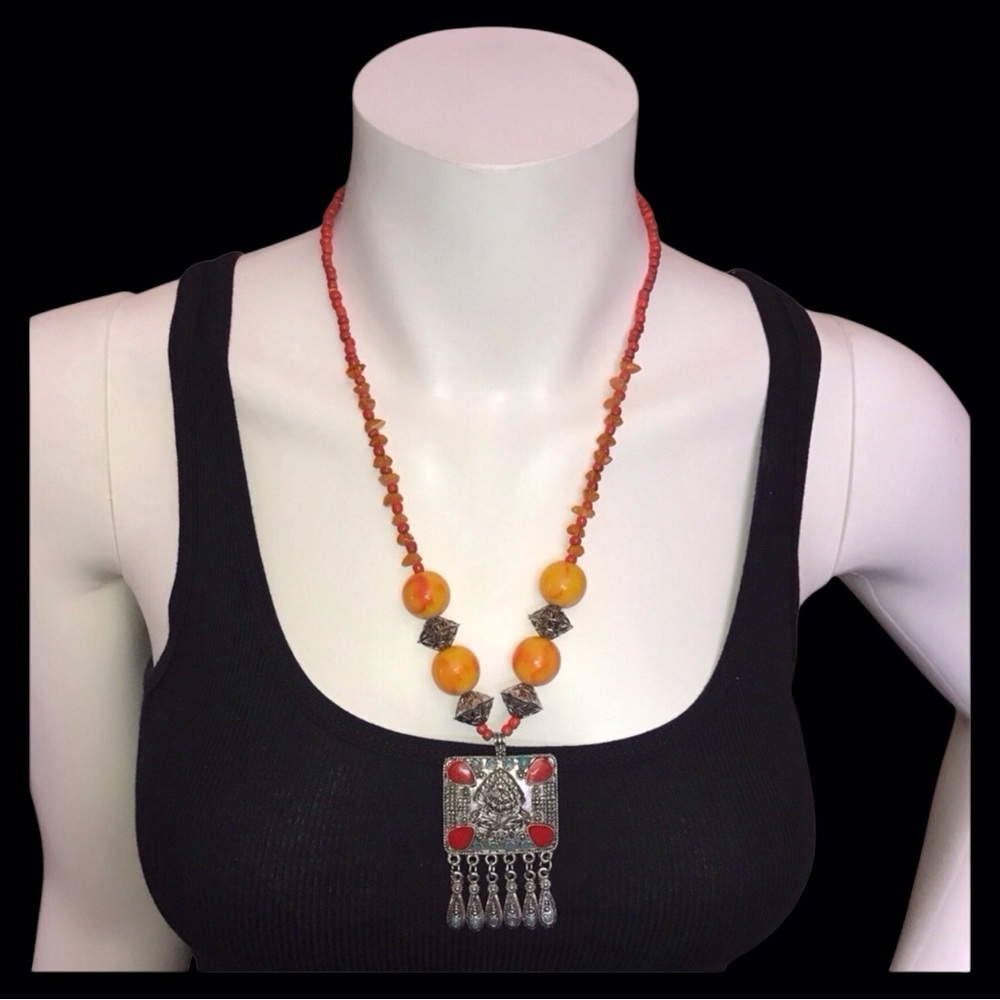 Vintage Tibetian Orange and Red Necklace
